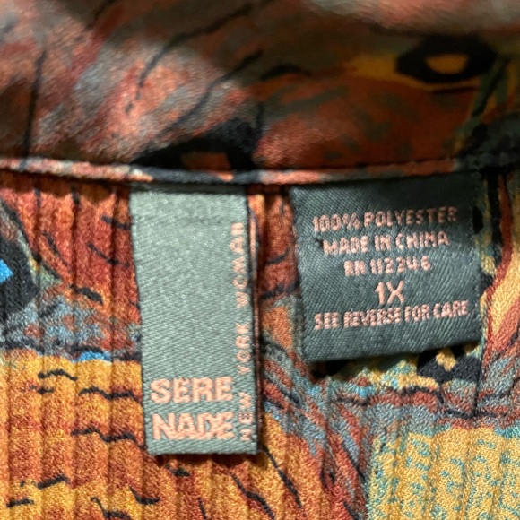 Beautiful top - Picture 5 of 5